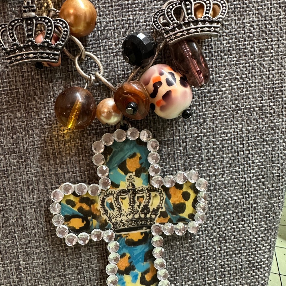 Black and Bronze Beaded Necklace earring set cross crowns #6